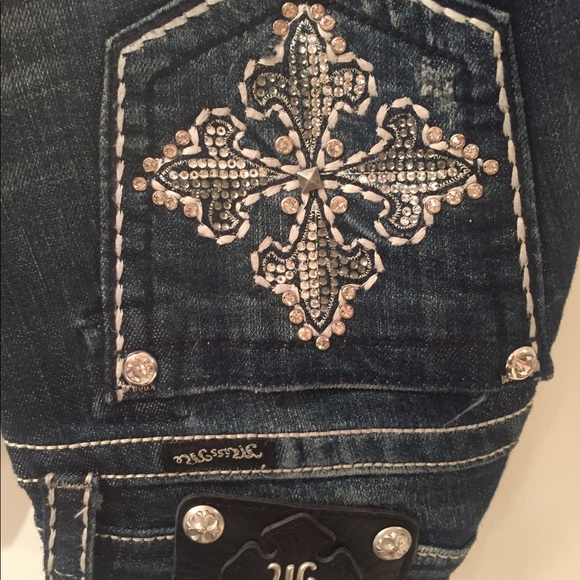 Miss Me Jeans - Picture 2 of 5